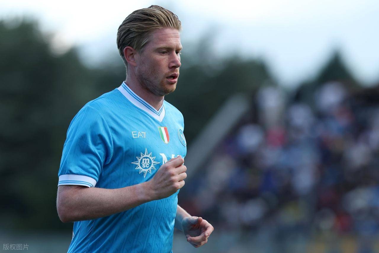 🚨｜ 突发消息：特尔施特根对降薪加盟赫罗纳持开放态度，他甚至已经与主帅米歇尔进行了会谈。[@La_SER] #fcblive 🔴⚪ 来源：BarçaTimes