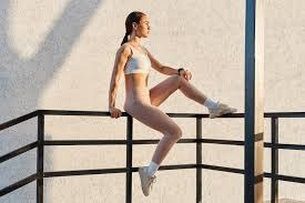 曼联欧联杯爆冷出局，滕哈格帅位摇摇欲坠