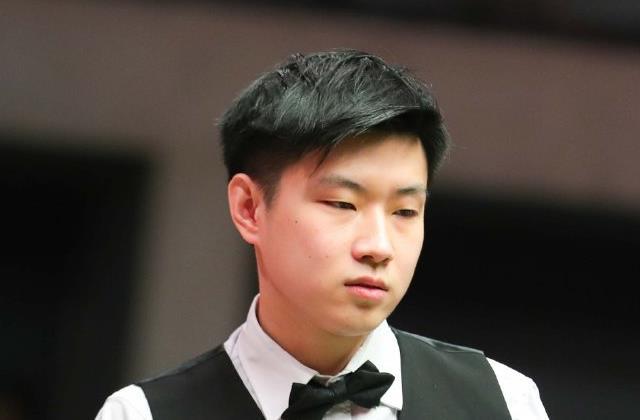 他的努力仍 他的努力仍