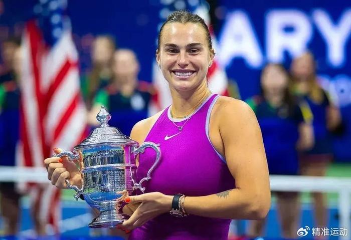 人形机器人将在北京与运动员共跑半程马拉松.