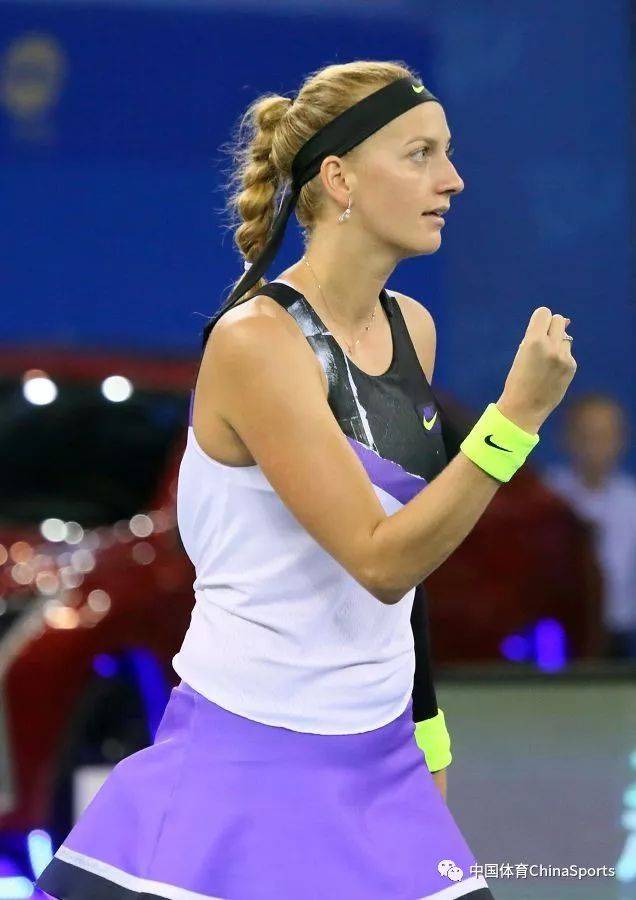 尤其是在外 尤其是在外