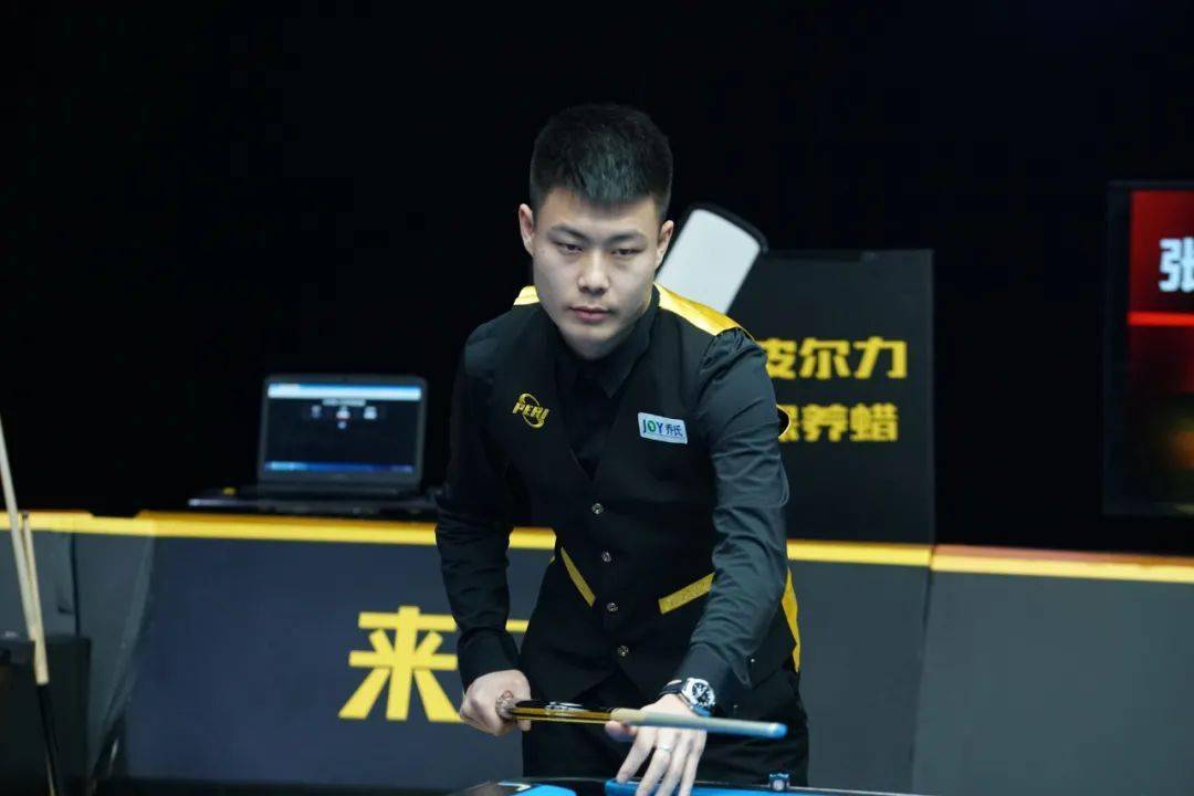 “广东足球之夜”见证荣耀时刻，林良铭、陈巧珠获评广东省年度最佳.